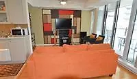 Hotel Toronto Escape - The Sapphire Suite