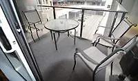 Toronto Escape - The Sapphire Suite 3*,